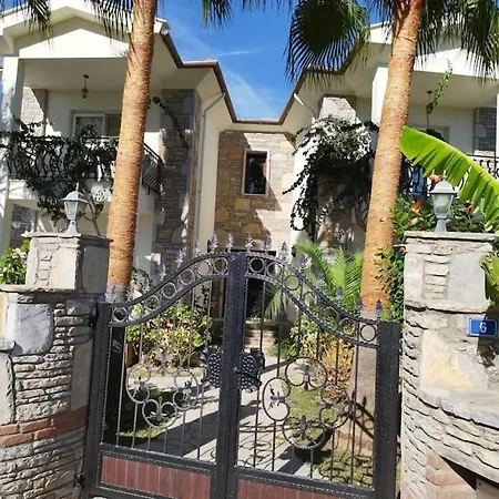 Storks Nest Hause דירה *